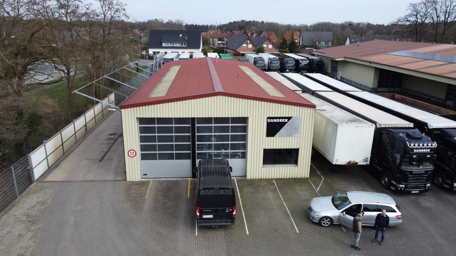 Werkstatt und Betriebsgelände von Sandeck Logistik